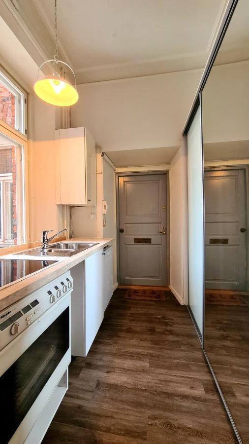 4 Blocks From Stockmann Apartment Helsinki Ngoại thất bức ảnh